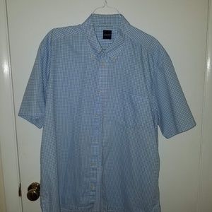 Men's Short-Sleeve Checkered Button-Up